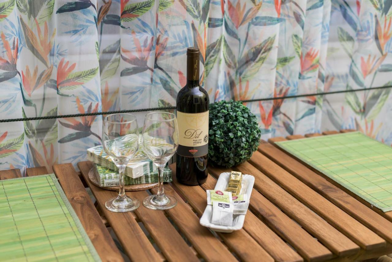 Jungle Design Apartment Budapest Ngoại thất bức ảnh