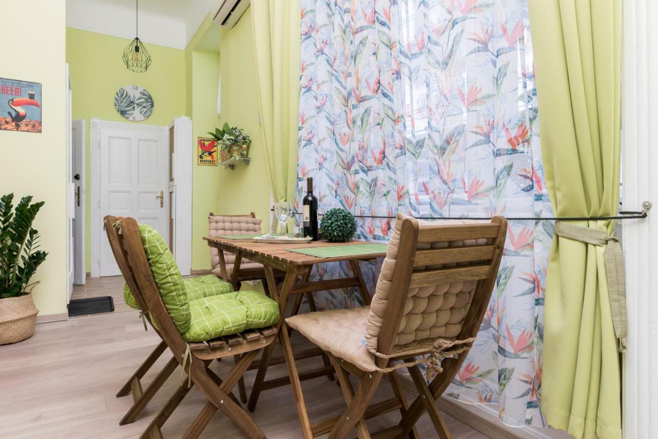 Jungle Design Apartment Budapest Ngoại thất bức ảnh