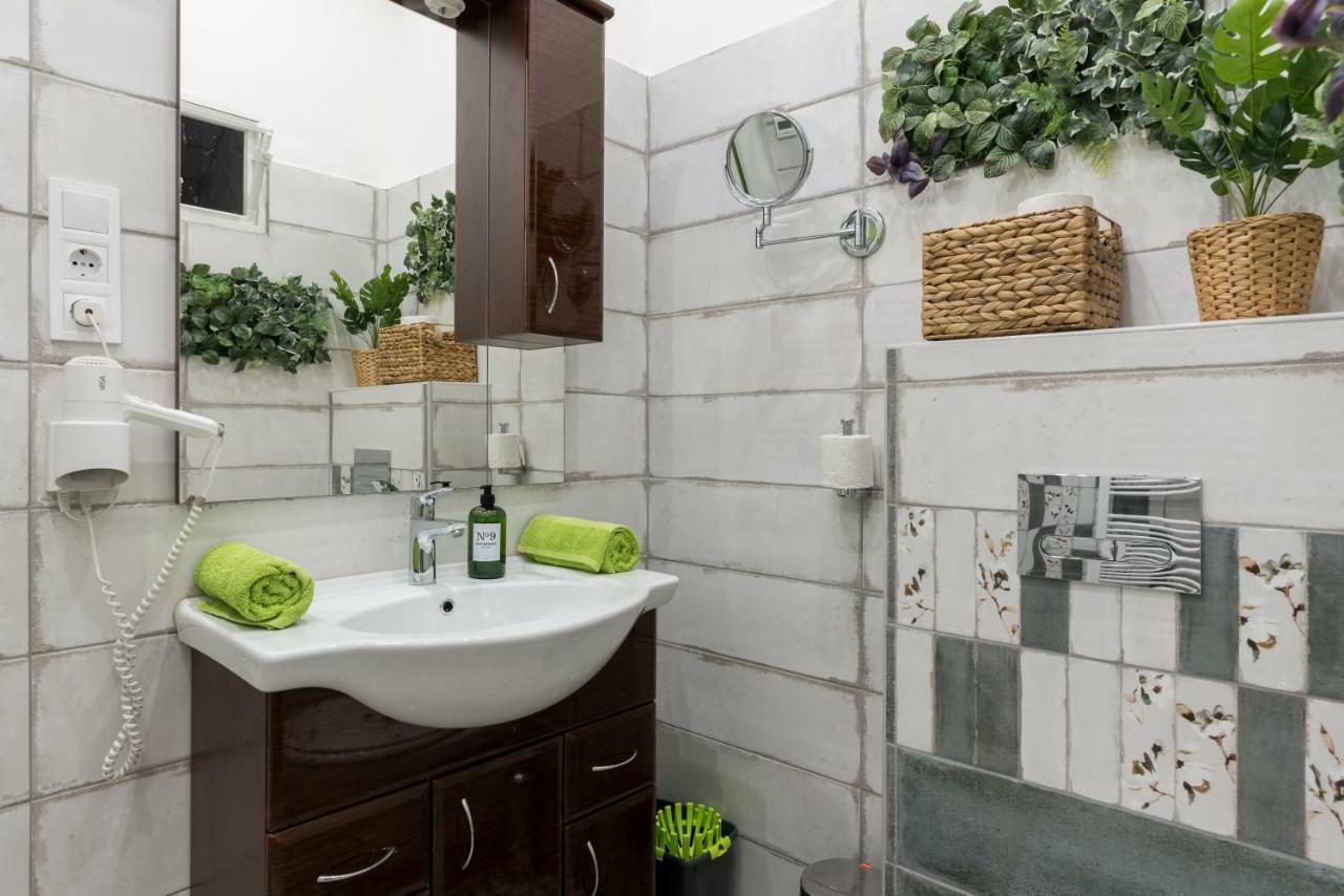 Jungle Design Apartment Budapest Ngoại thất bức ảnh